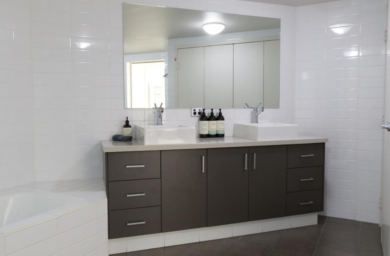 Апартаменти Fiveways Balcony, King Bed, Chef'S Kitchen Фрімантл Екстер'єр фото
